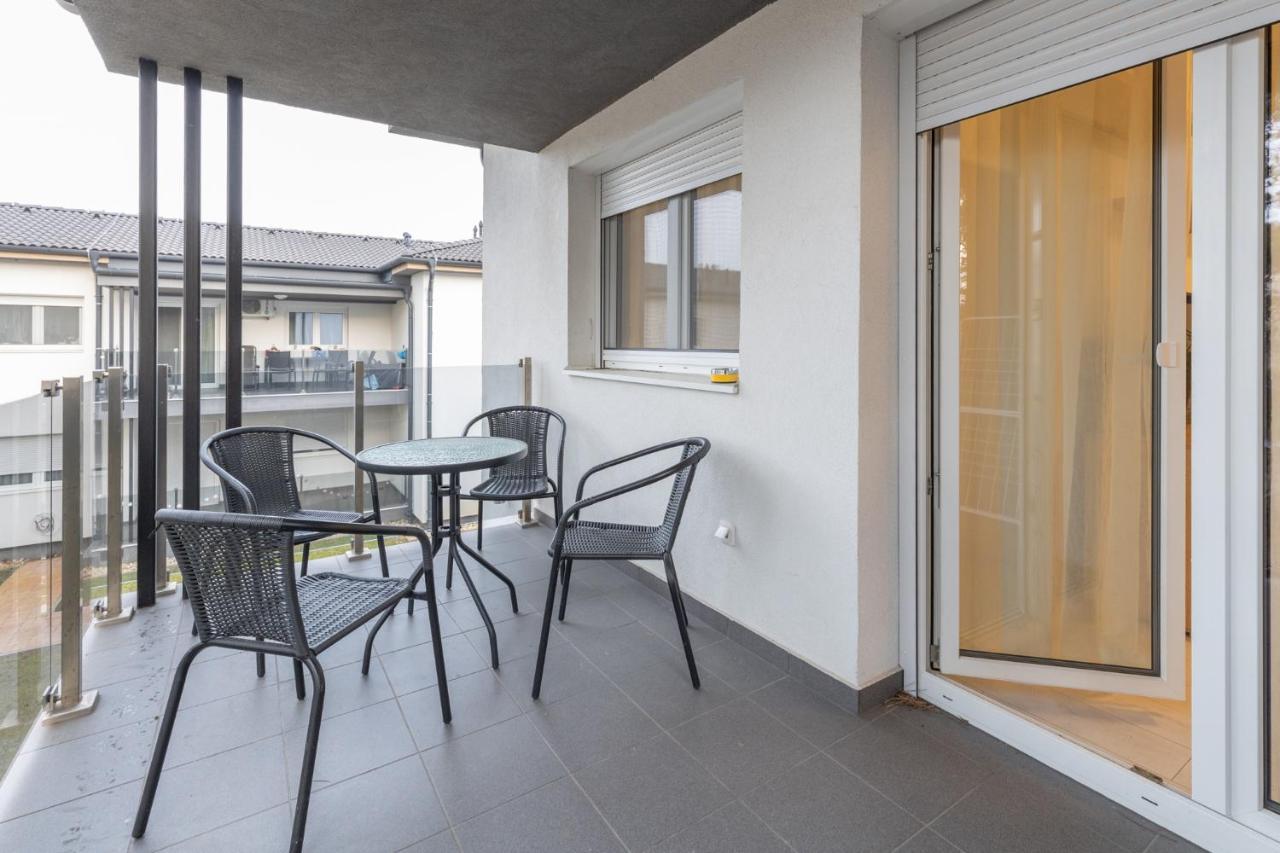 Leda Apartmanok By Bltn Siófok Exterior foto