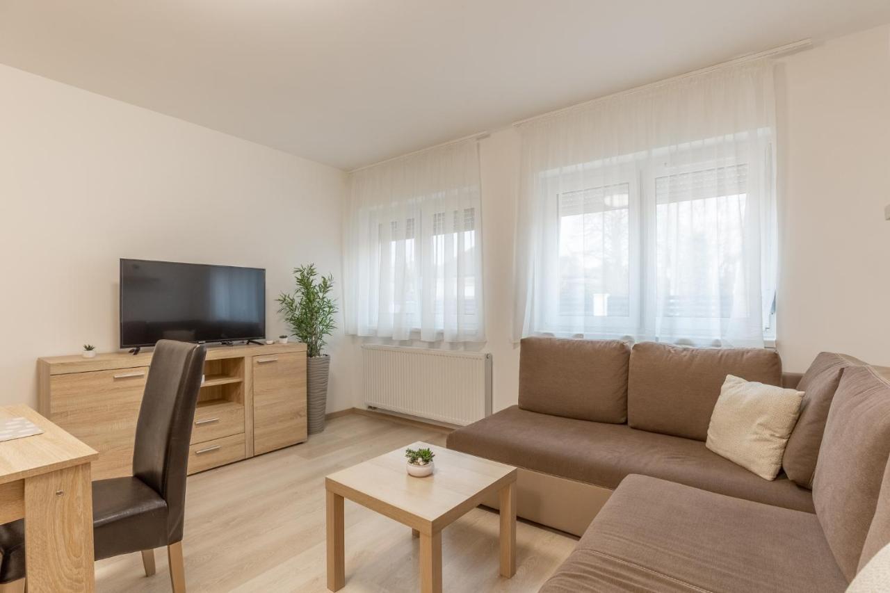 Leda Apartmanok By Bltn Siófok Exterior foto